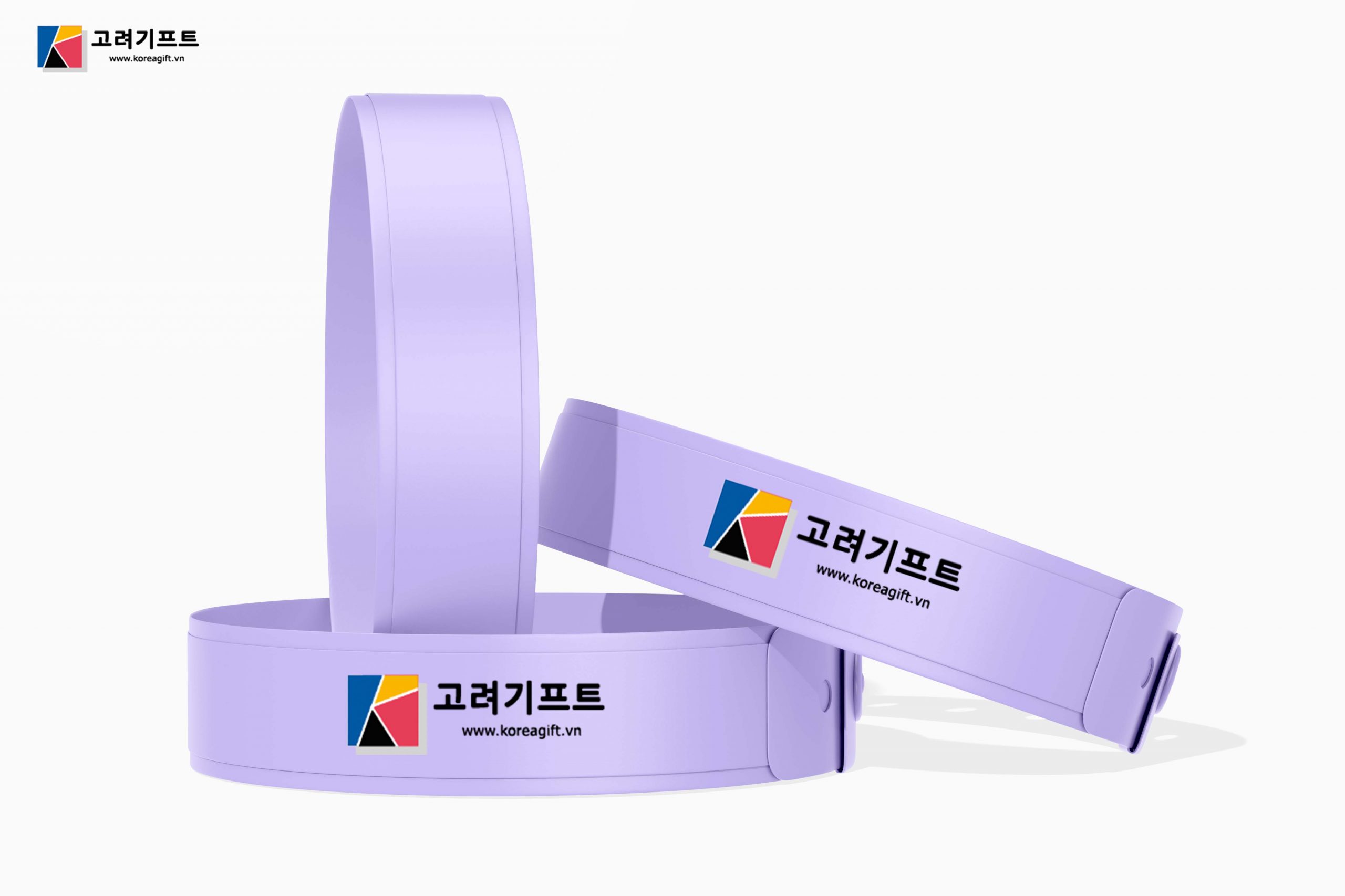 Event Wristbands Mockup Perspective 02