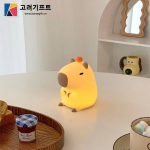 Den Ngu Decor De Ban Hinh Cac Con Vat