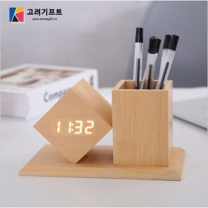 Dong Ho Go Led Kiem Hop Dung But
