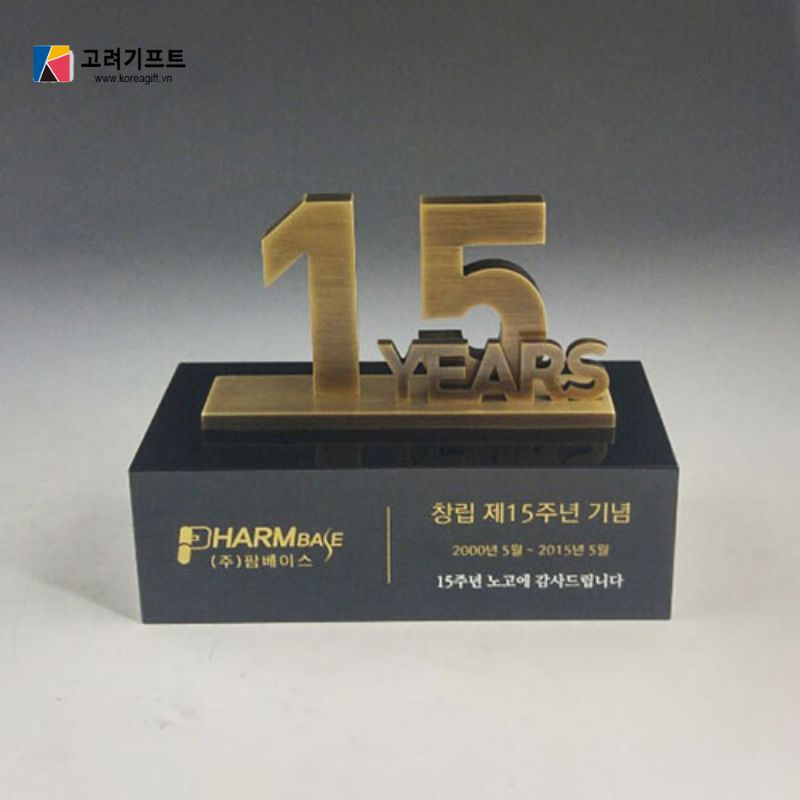 Ky Niem Chuong Pha Le 35